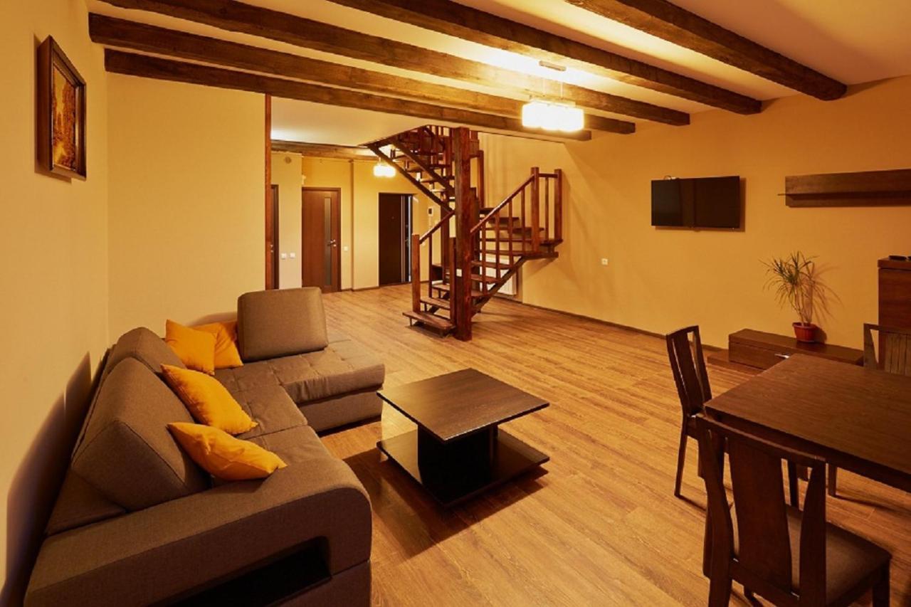 Apartment on Lychakivska Lwów Zewnętrze zdjęcie